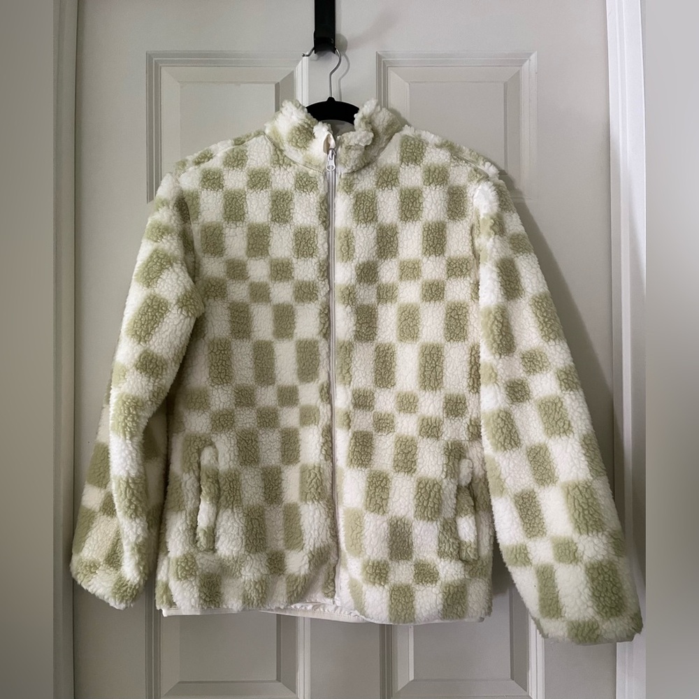 Girl’s Cat & Jack green/cream checkered plaid faux Sherpa  fleece jacket XL